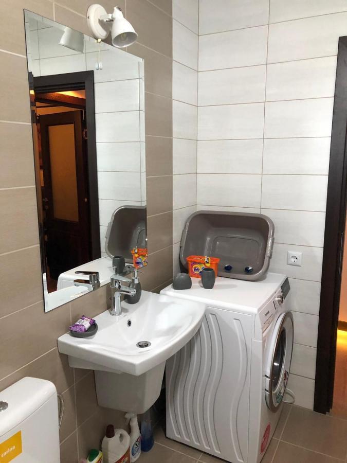 Kolonaki Domus Apartment 3 Iasi Eksteriør bilde