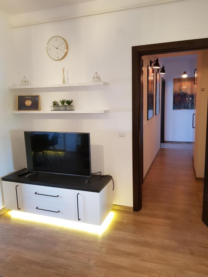 Kolonaki Domus Apartment 3 Iasi Eksteriør bilde